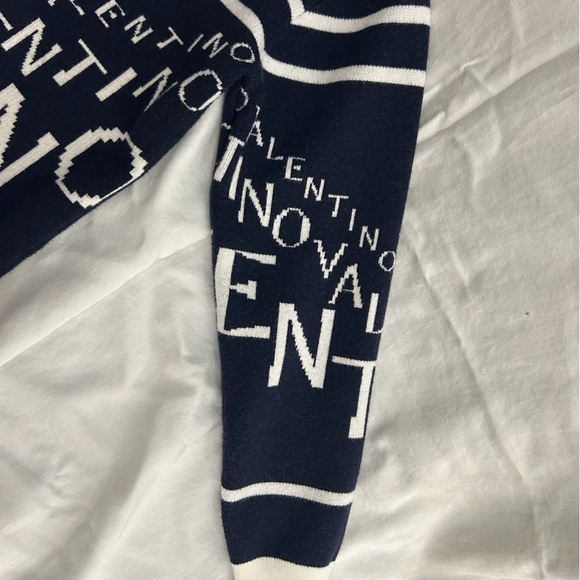 VALENTINO LOGO V NECK SWEATER NAVY COLOR 2019 - Picture 7 of 9